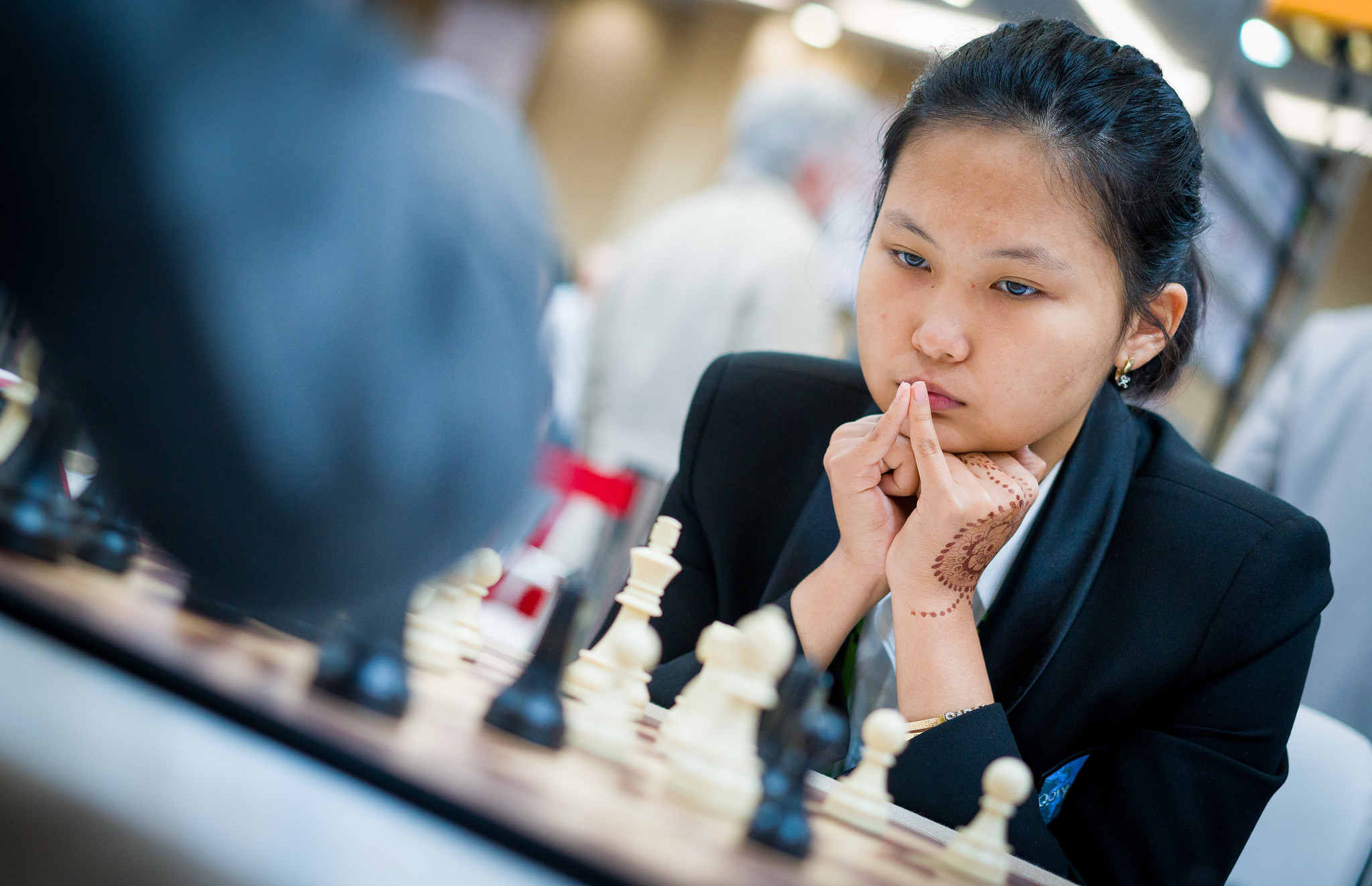 Interview with bibisara assaubayeva fide. Шахматистка Асаубаева. Бибисара Асаубаева.