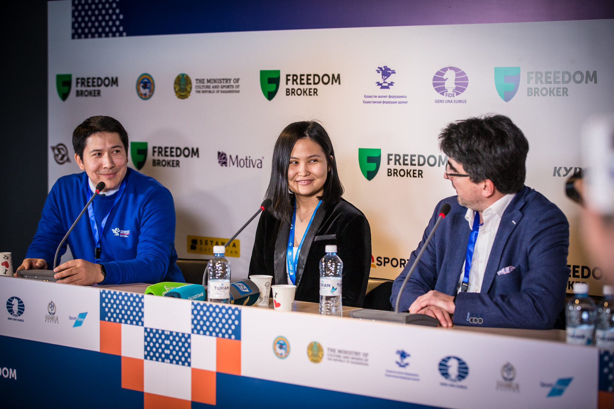 FIDE WSCC 2022 Round of 16: Vaishali eliminates World Blitz Women